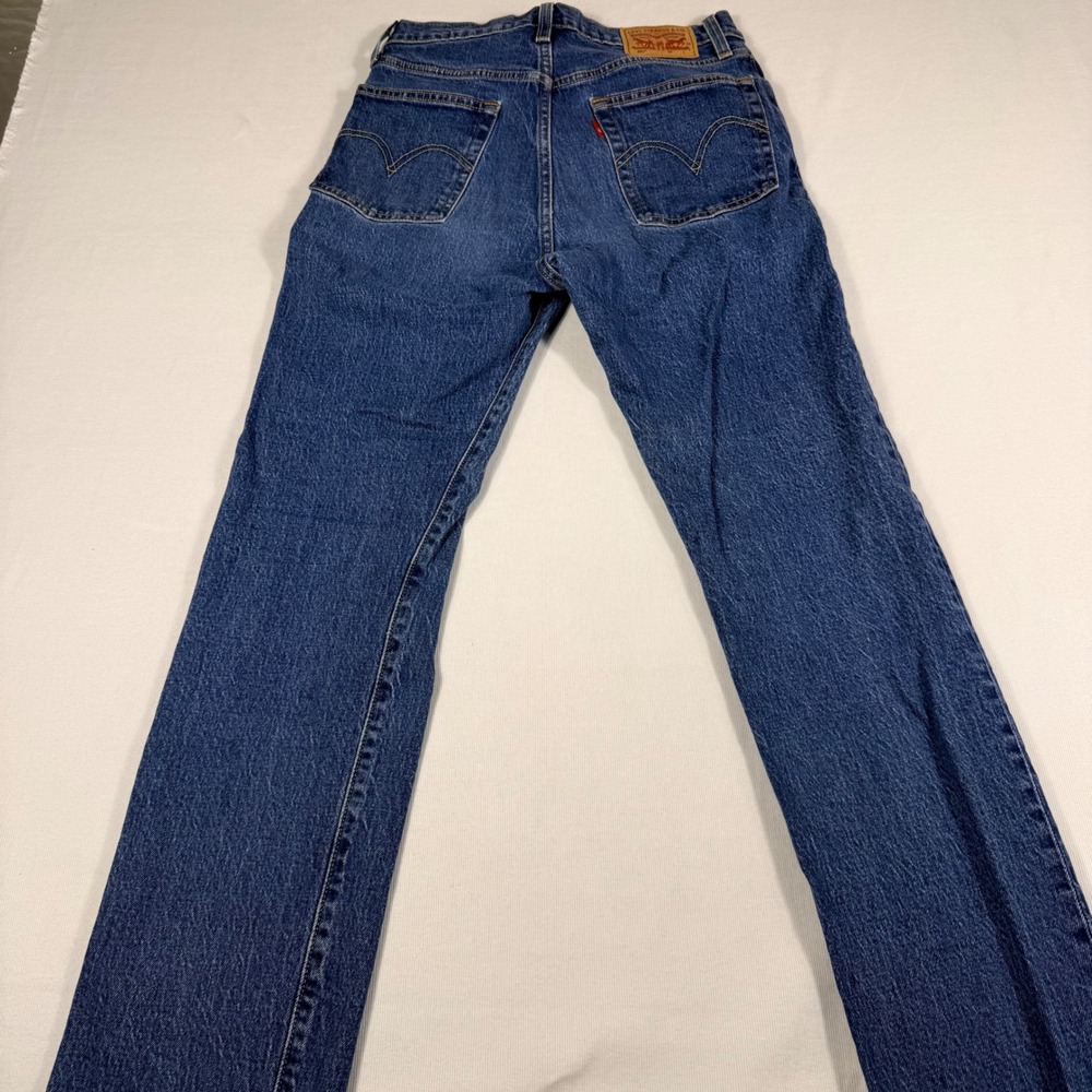 Levi's 501 Original Fit Jeans W27 L32 Medium Wash Blue Straight Leg Button Fly - Picture 13 of 15